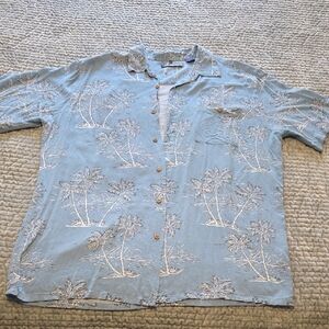 Men's Light Blue Palm-Print Short Sleeve Shirt